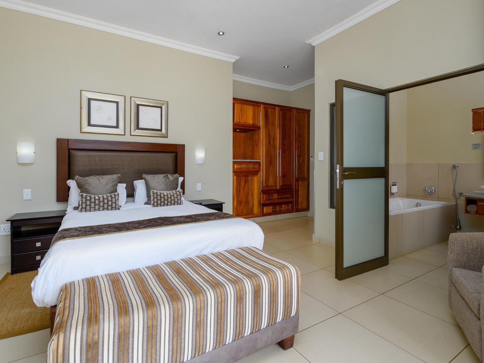 Monomotapa Village @ Legend Golf&Safari Resort Golders Green Exterior foto