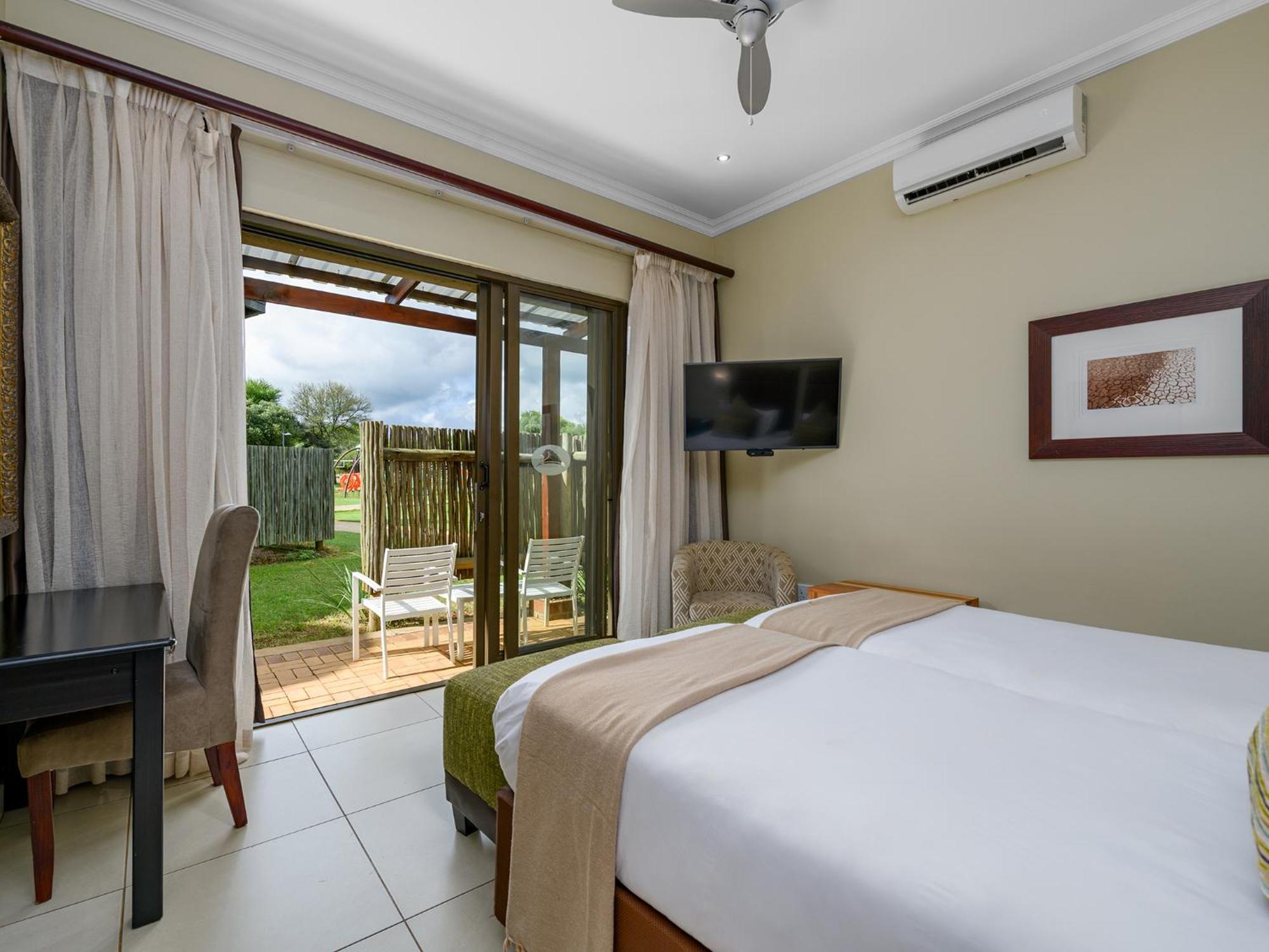Monomotapa Village @ Legend Golf&Safari Resort Golders Green Exterior foto